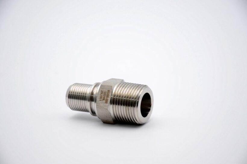 316SS PTFE Male BSPT x PTFE Hose Tail